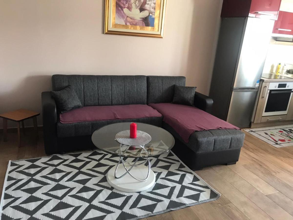 Apartman Petra 2 Vir Exterior photo