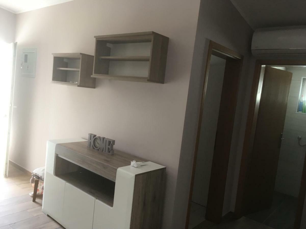 Apartman Petra 2 Vir Exterior photo